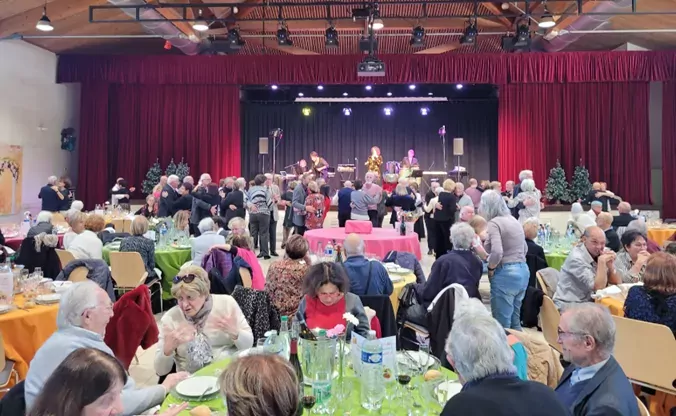 repas dansant pour les aînés
